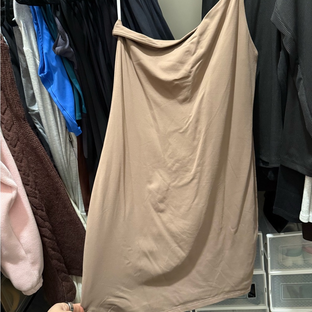 ARITZIA contour one shoulder dress